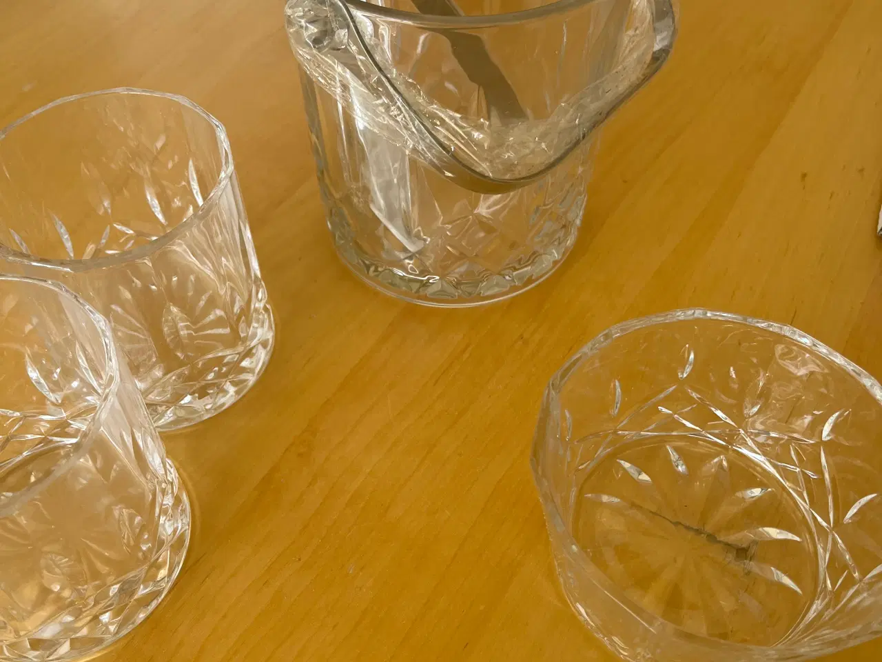 Billede 7 - Barsæt glas, isspand og snacksskåle