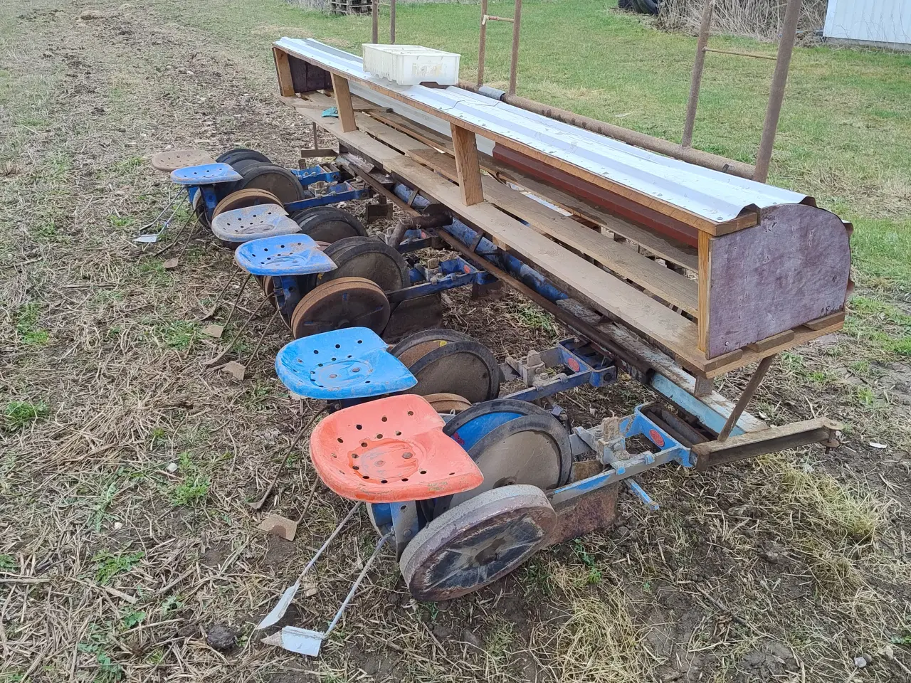 Billede 4 - Accord plantemaskine til 6 rækker