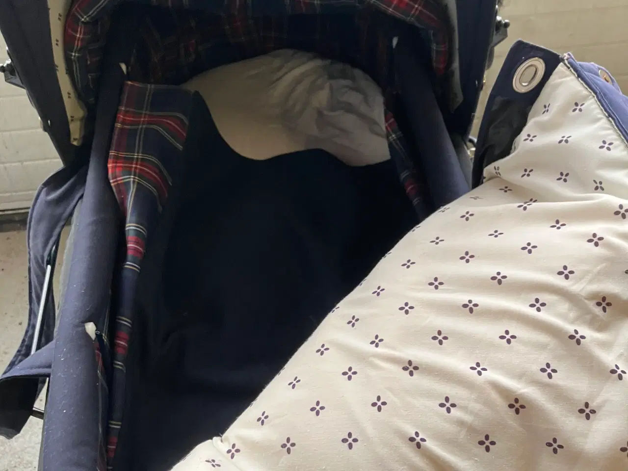 Billede 2 - Odder barnevogn 