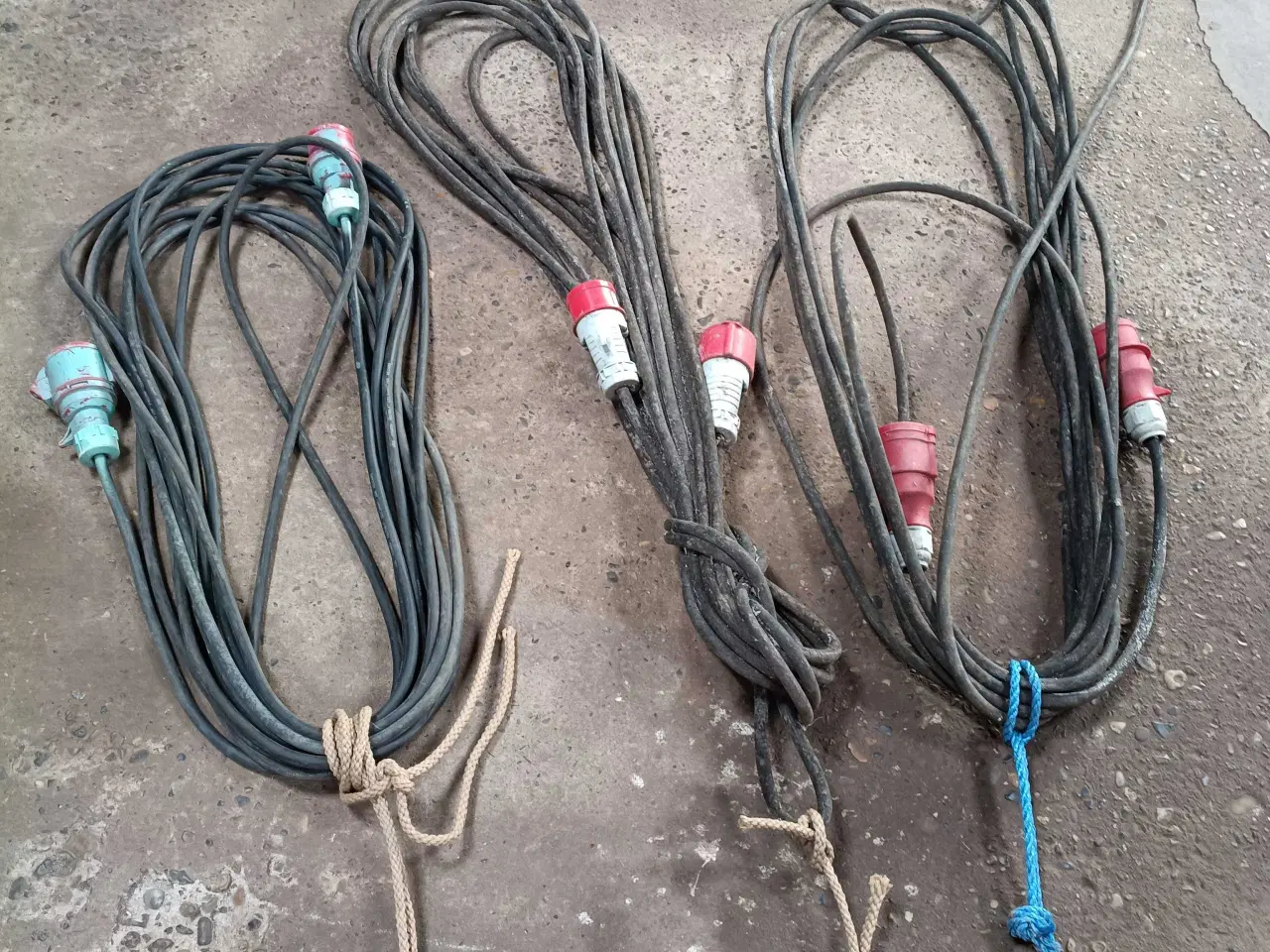 Billede 3 - Kraft kabler 3 lange 