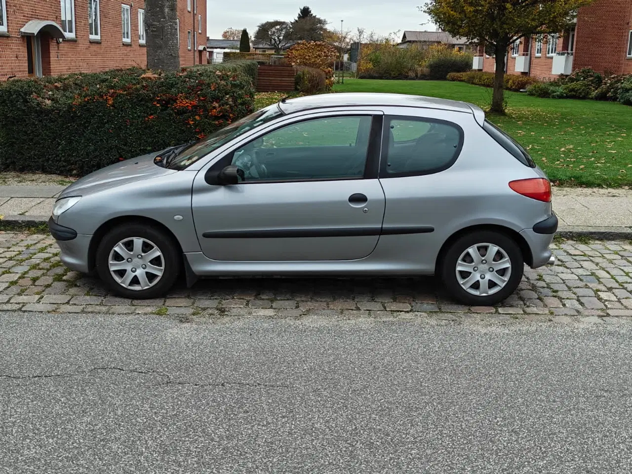 Billede 2 - Peugeot 206 nysynet 