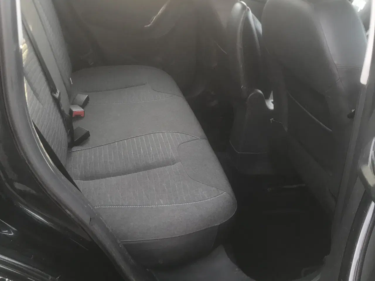 Billede 11 - Ny synet Citroen c3 fra 2015 1,6 4-dørs M. Bagklap