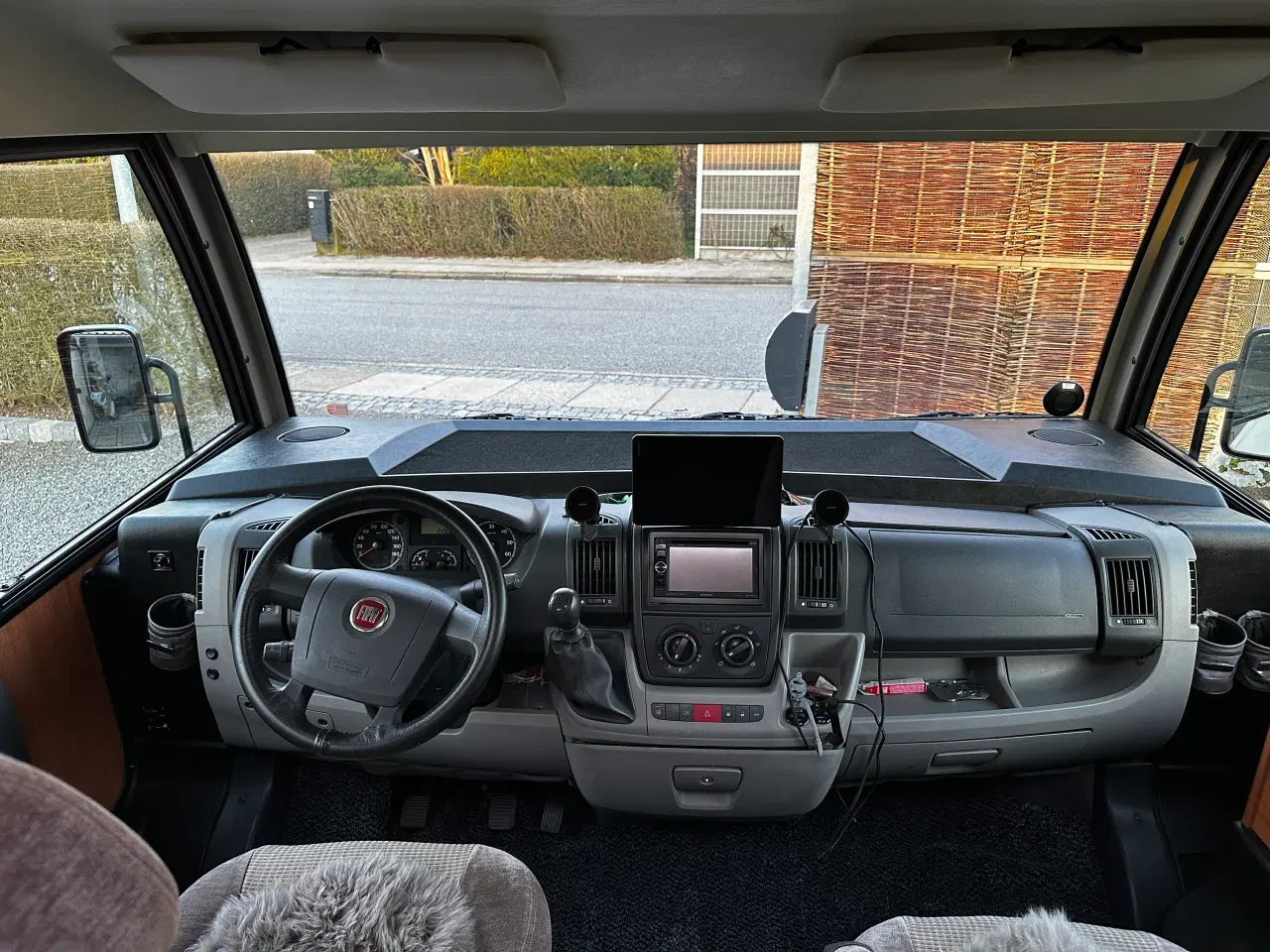 Billede 6 - Velholdt helintegreret ITINEO MB740 autocamper