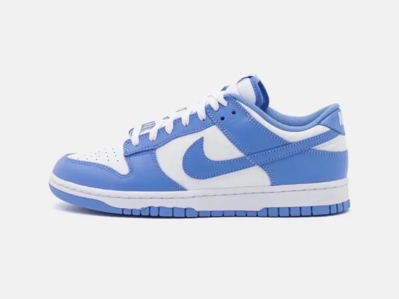 Billede 1 - Sælger 2 par lyseblå dunks – helt nye!