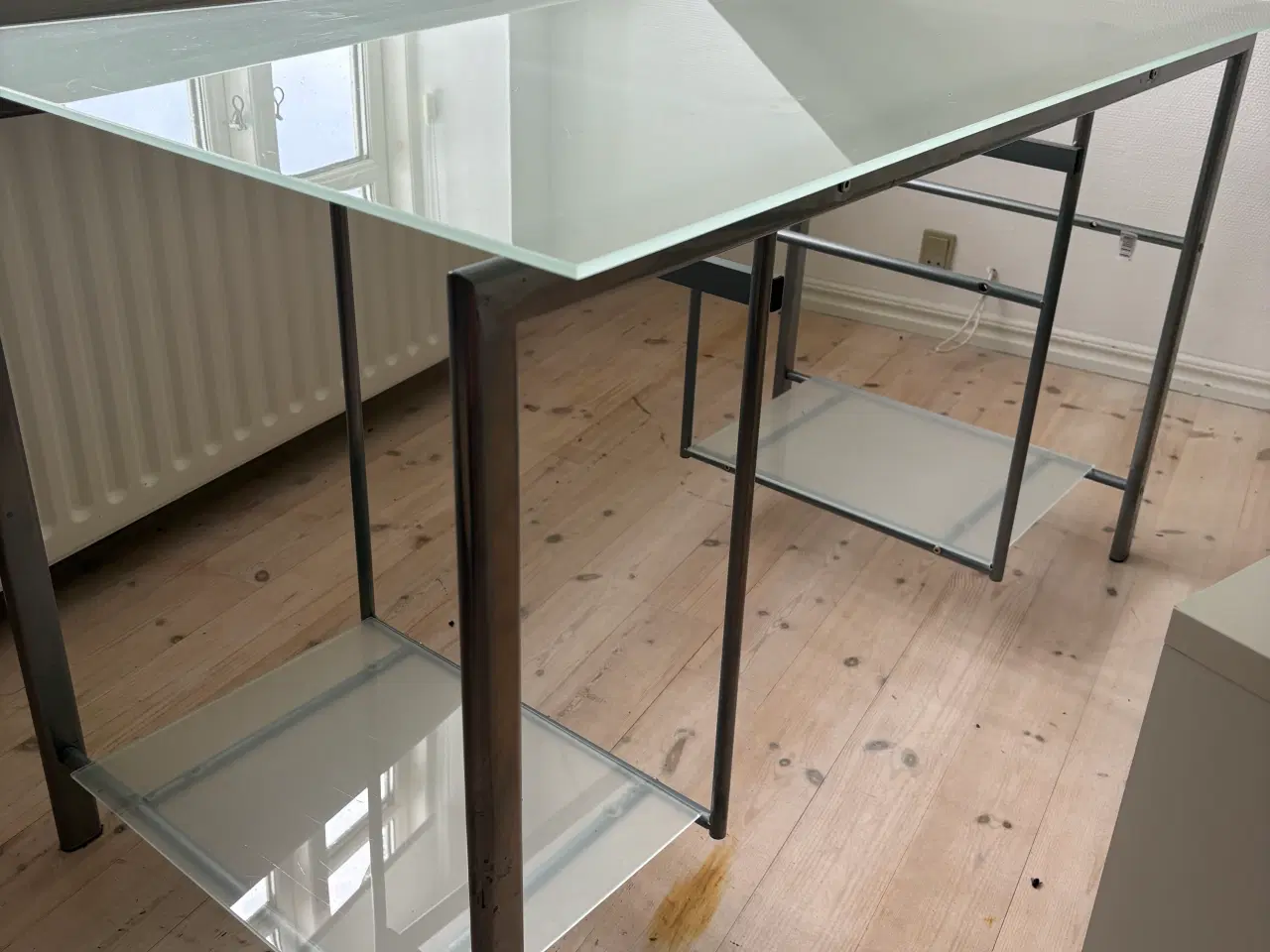 Billede 2 - Skrivebord med glasplade