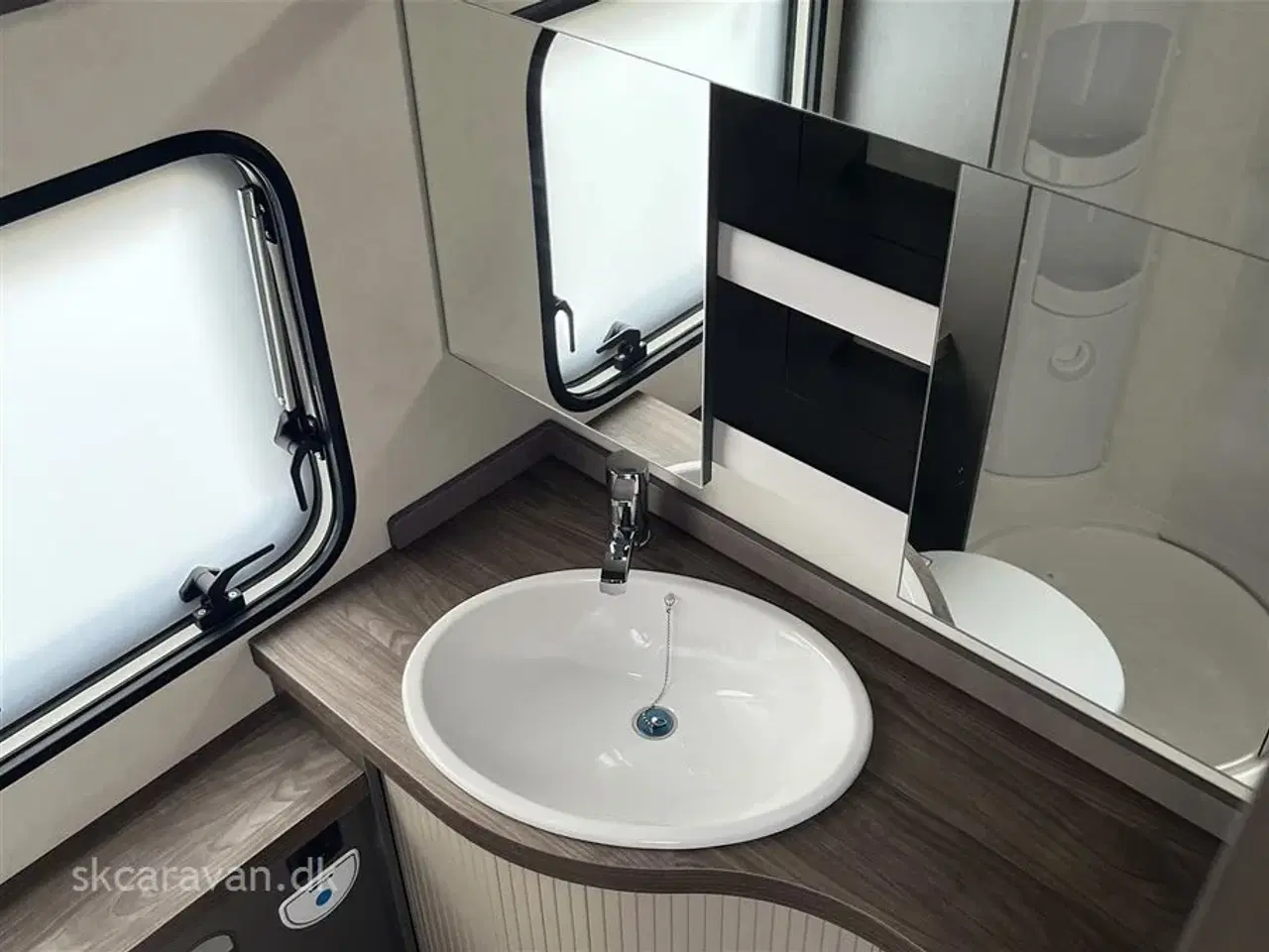 Billede 17 - 2022 - Hobby Excellent Edition 545 KMF Lækker Familie vogn med køjer