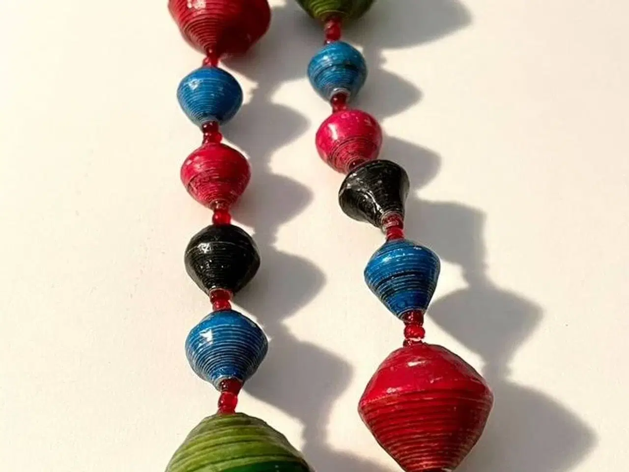 Billede 5 - Afrikansk halskæde med håndlavede perler