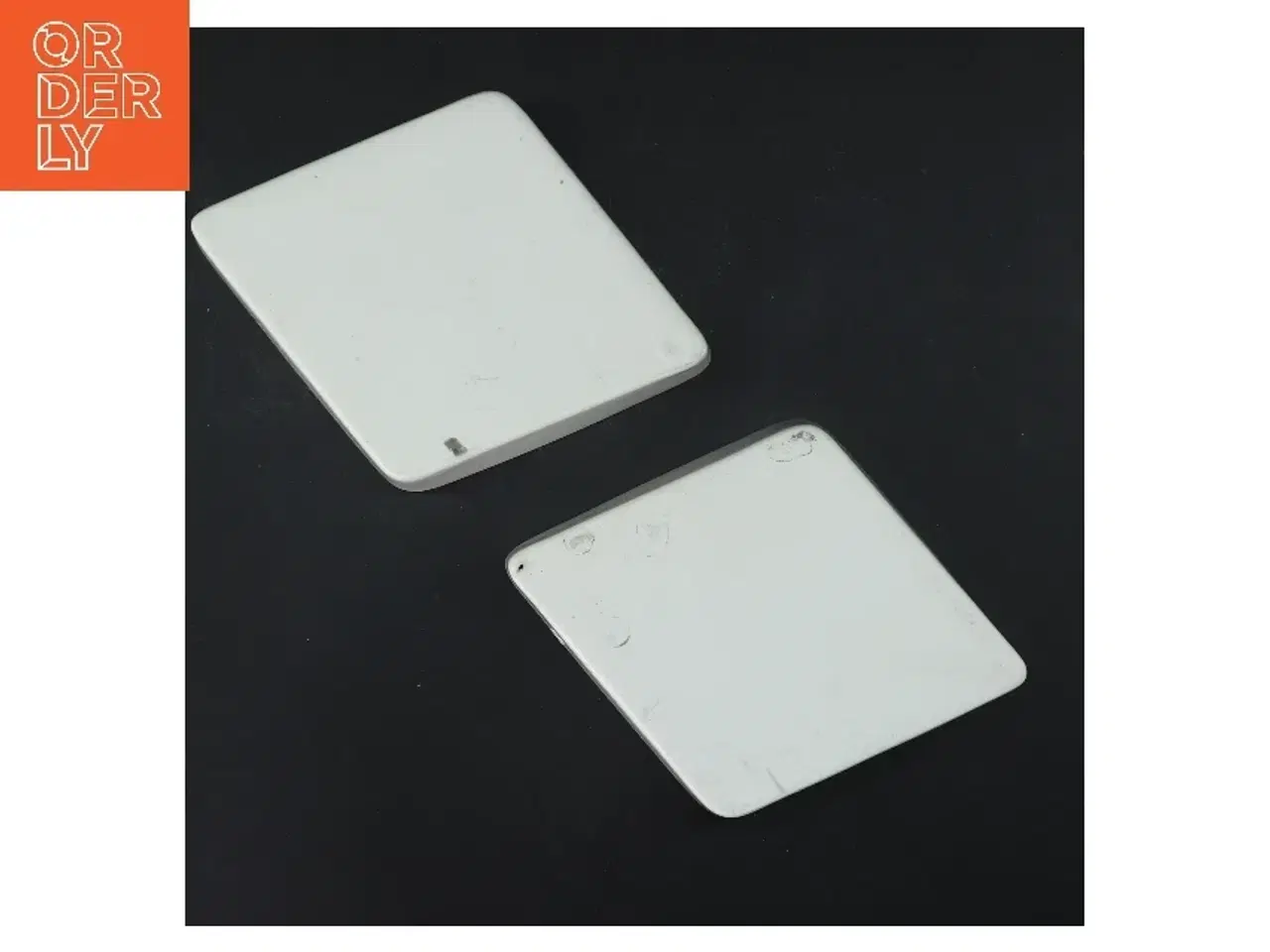 Billede 3 - Rektangulære porcelænsfade med slikmotiv (str. 17x13,5 cm)