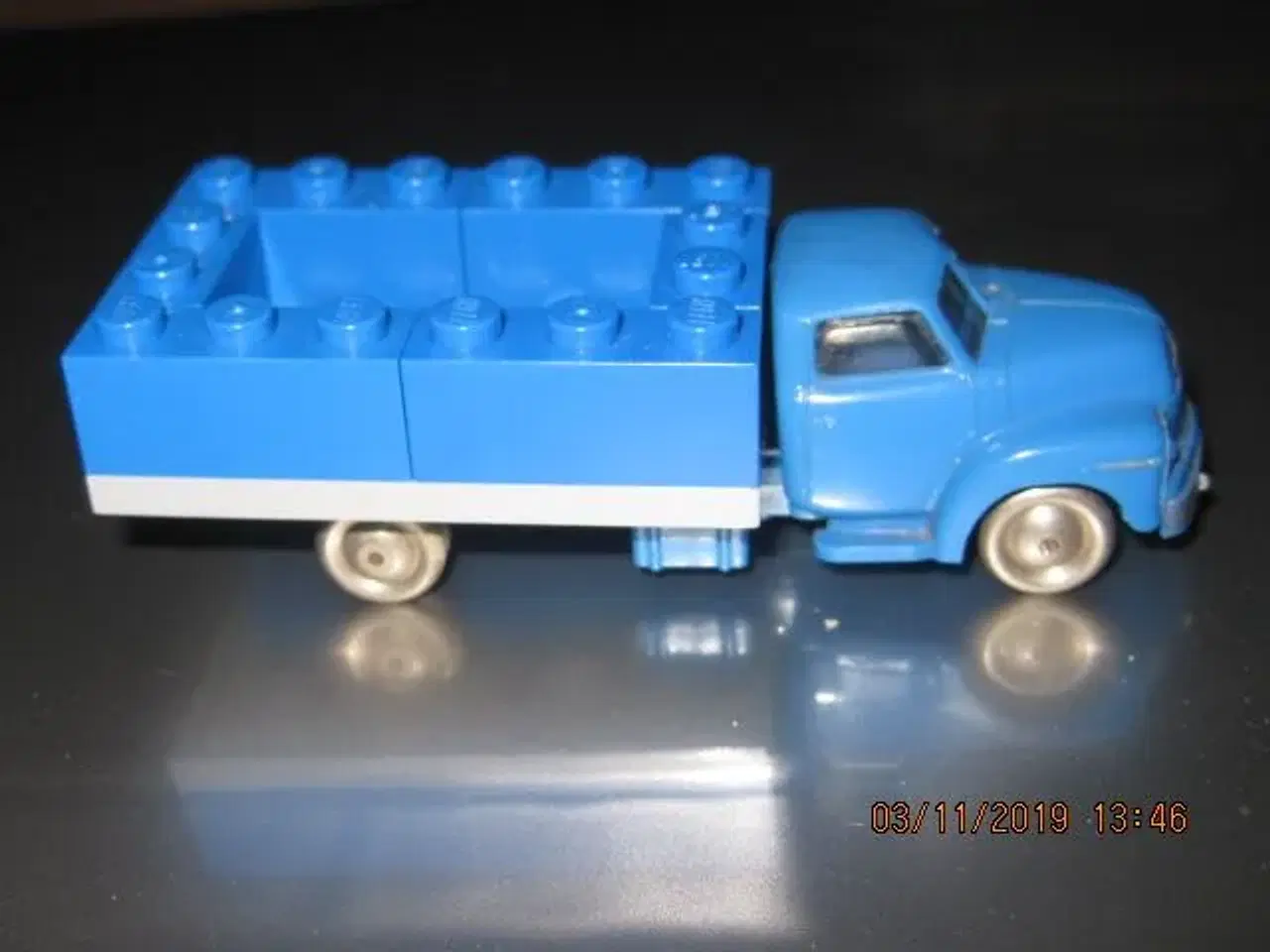 Billede 3 - LEGO lastbil "modificeret" med nyt lad