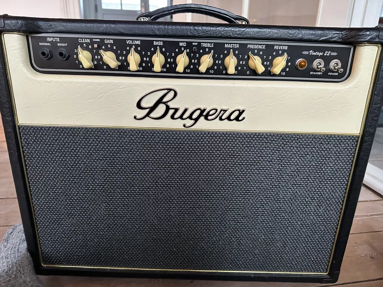 Billede 1 - Bugera V22 Guitarforstærker