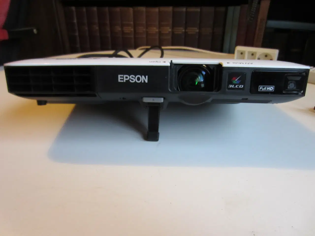 Billede 2 - EPSON EB-1795F FullHD 3LCD ultra kompakt bærbar