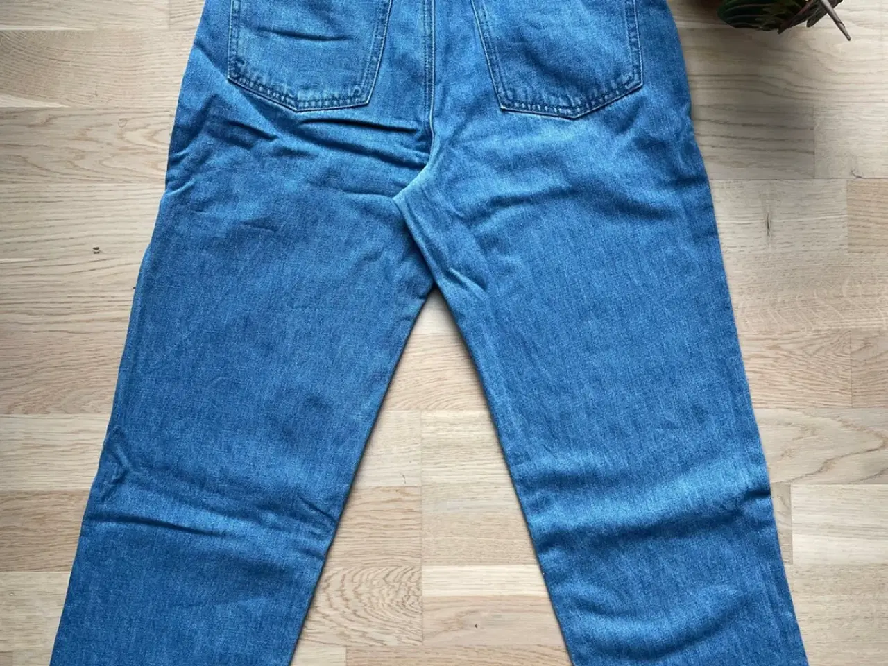 Billede 2 - Afends jeans blå