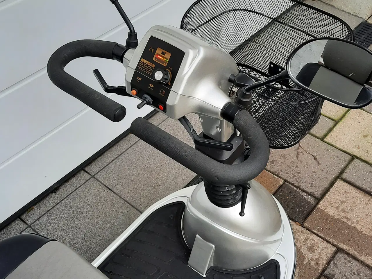 Billede 2 - Elscooter med nye batterier ⚡️🛵