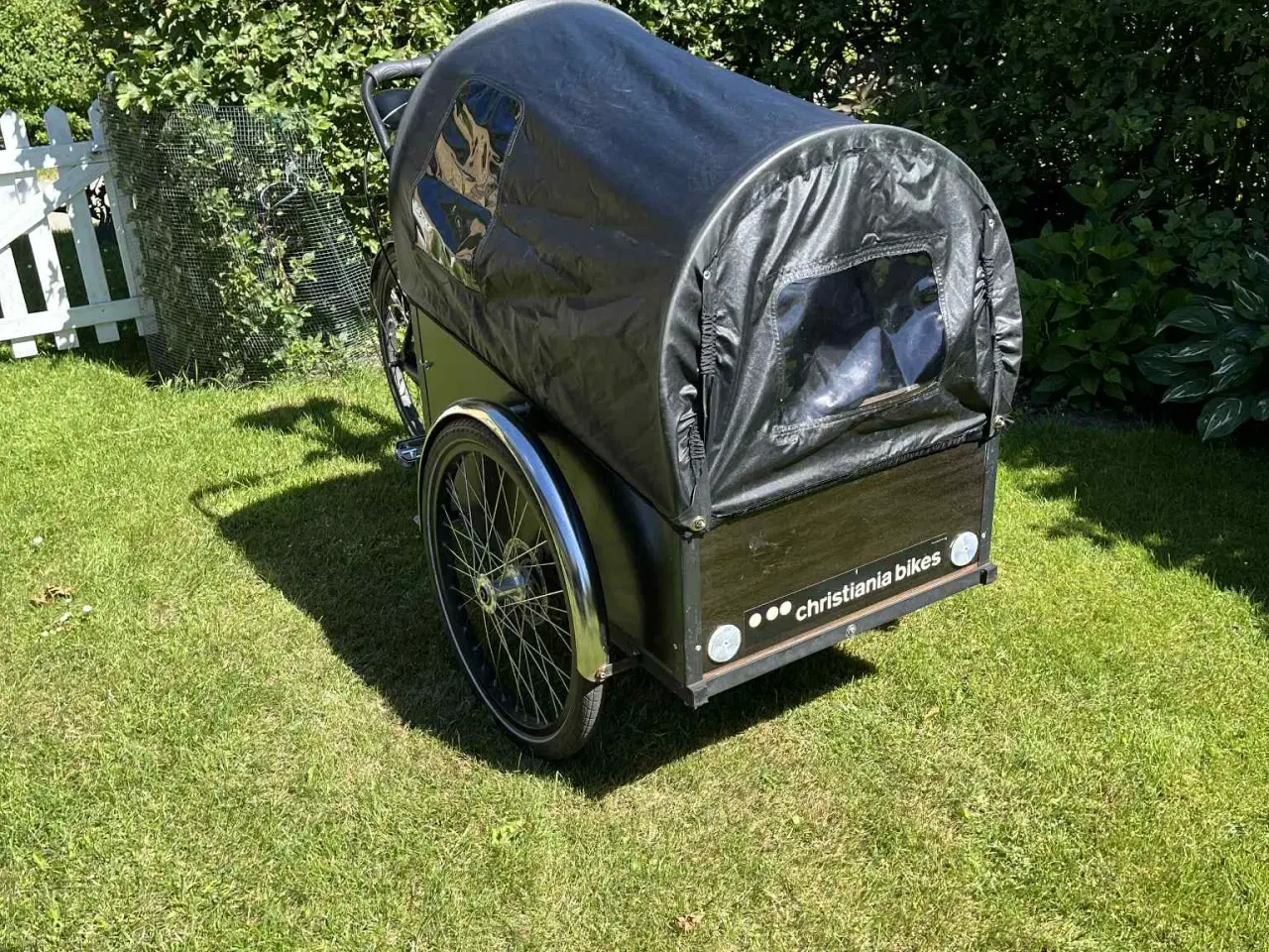 Billede 1 - Christiania ladcykel, står som næsten ny.