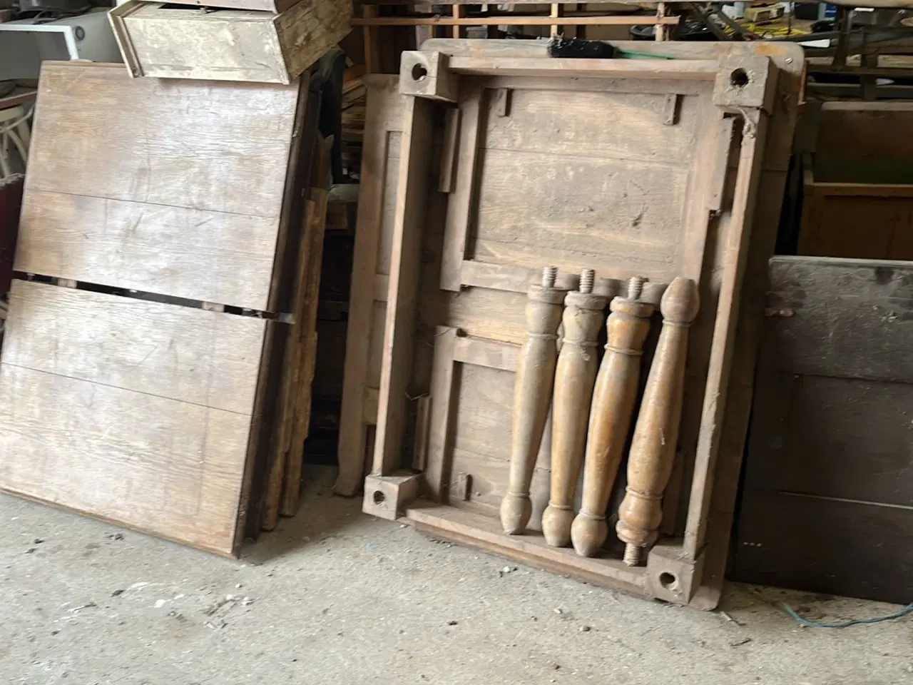 Billede 1 - Spisebord