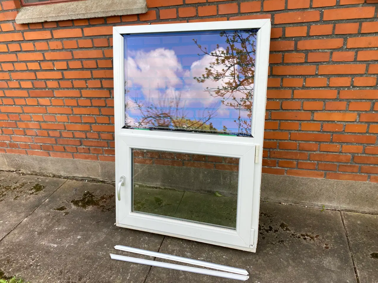 Billede 3 - Plast vindue 89x124