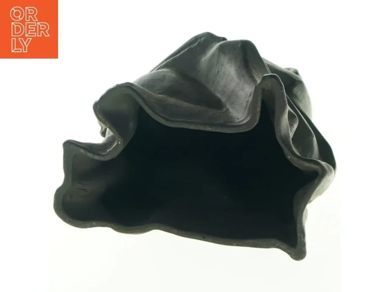 Billede 8 - Skulptur af siddende figur (str. H. 18 cm. b. 13 cm)