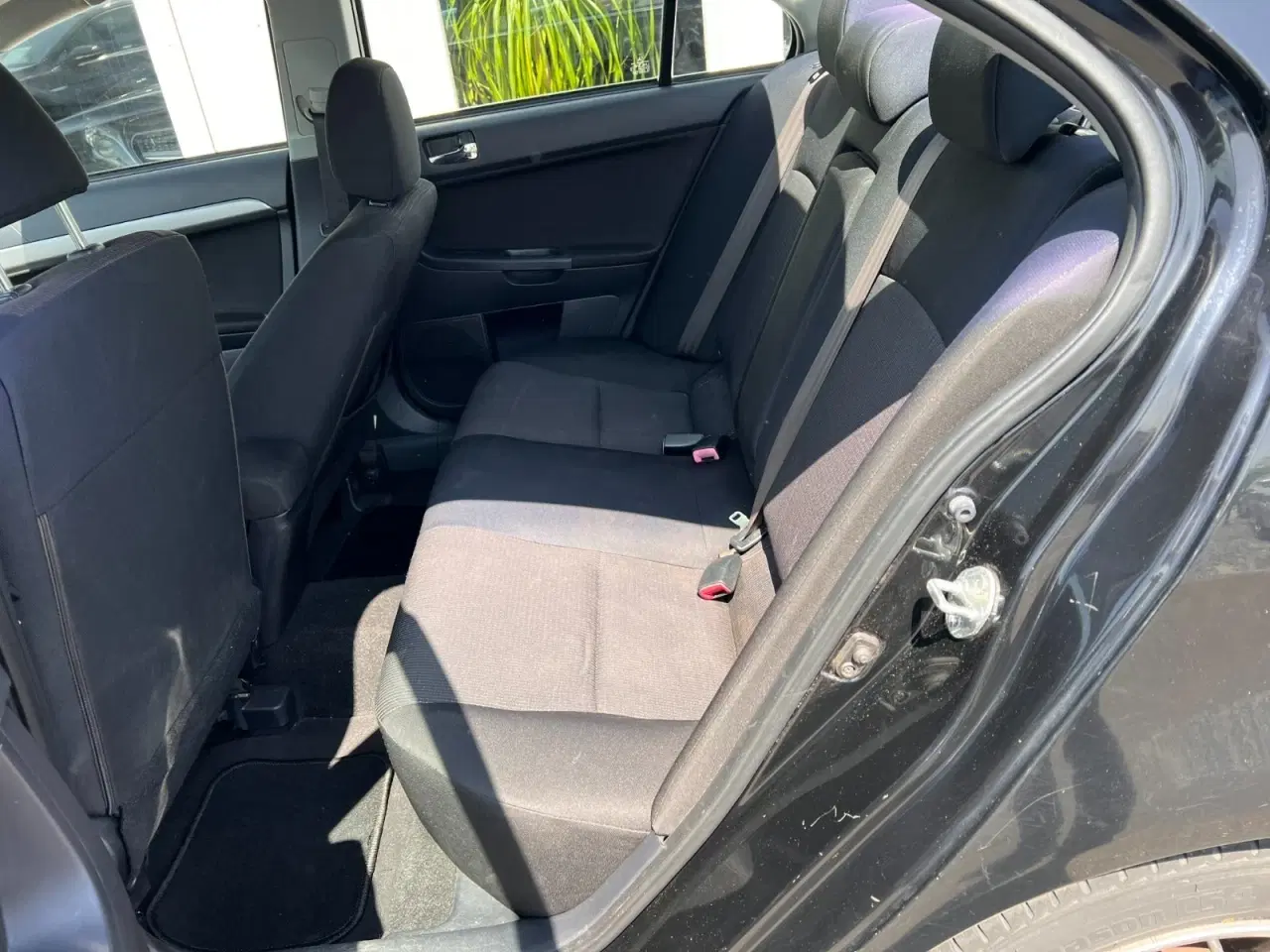 Billede 7 - Mitsubishi Lancer 1,8 Invite SportSedan