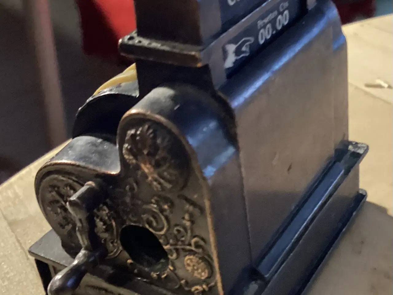 Billede 7 - Ældre miniature kasseapparat- blyantspidser 