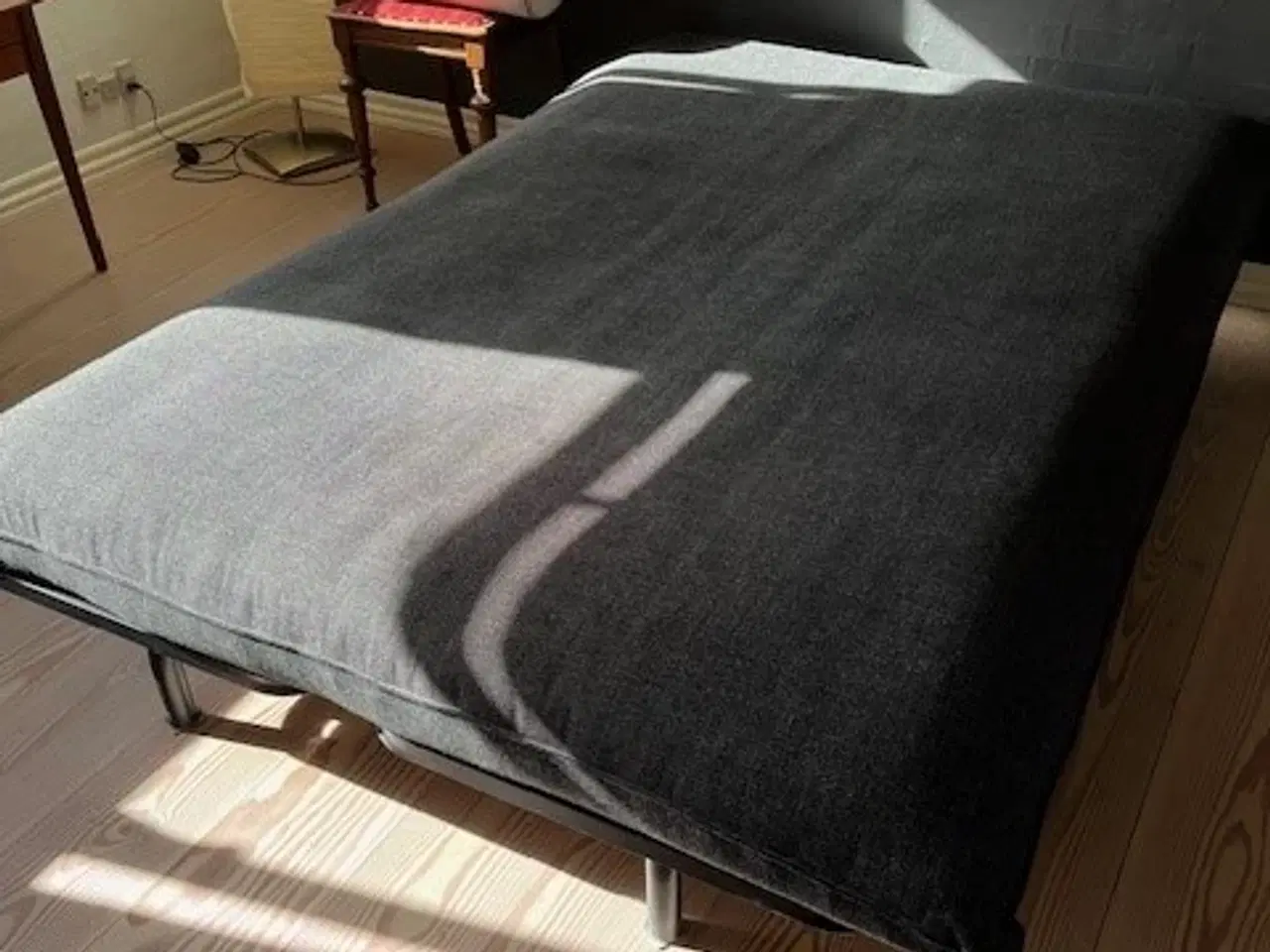 Billede 2 - Sovesofa af mærket Innovation med sengetøjsmagasin