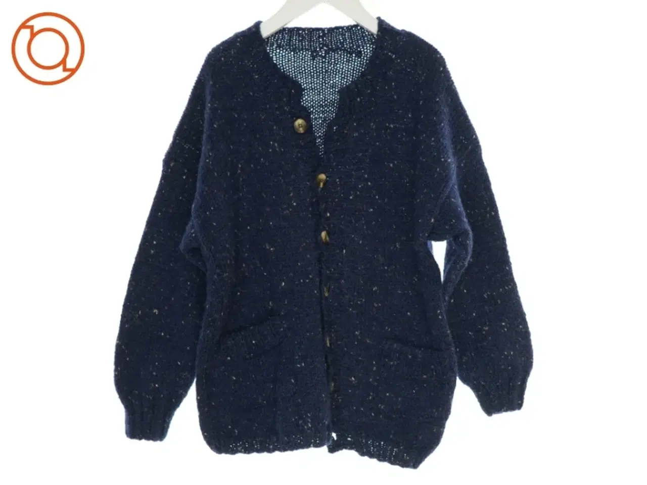 Billede 1 - Hjemmestrikket trøje med lommer