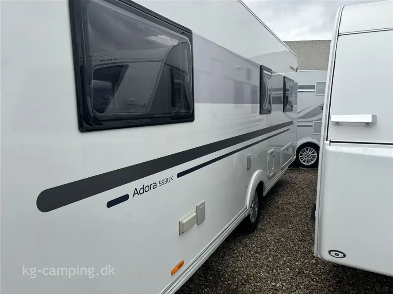 Billede 3 - 2020 - Adria Adora 593 UK   Velholdt Luksus Campingvogn