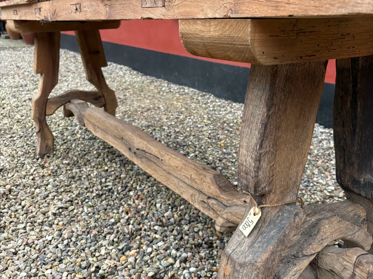 Billede 5 - Fantastisk flot bord, lavet af gammel dør. 