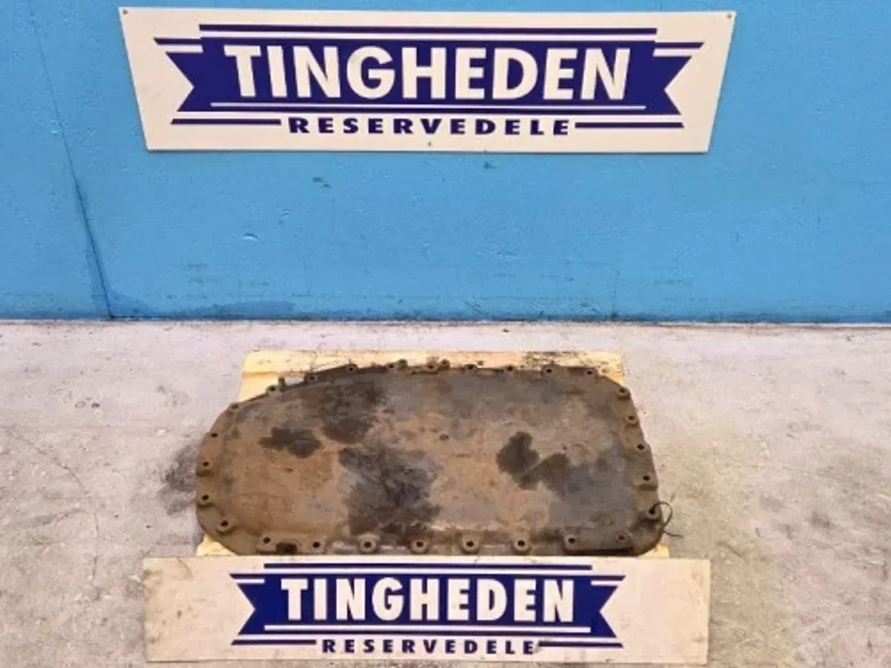 Billede 1 - Valtra S394    Dæksel   916101050060