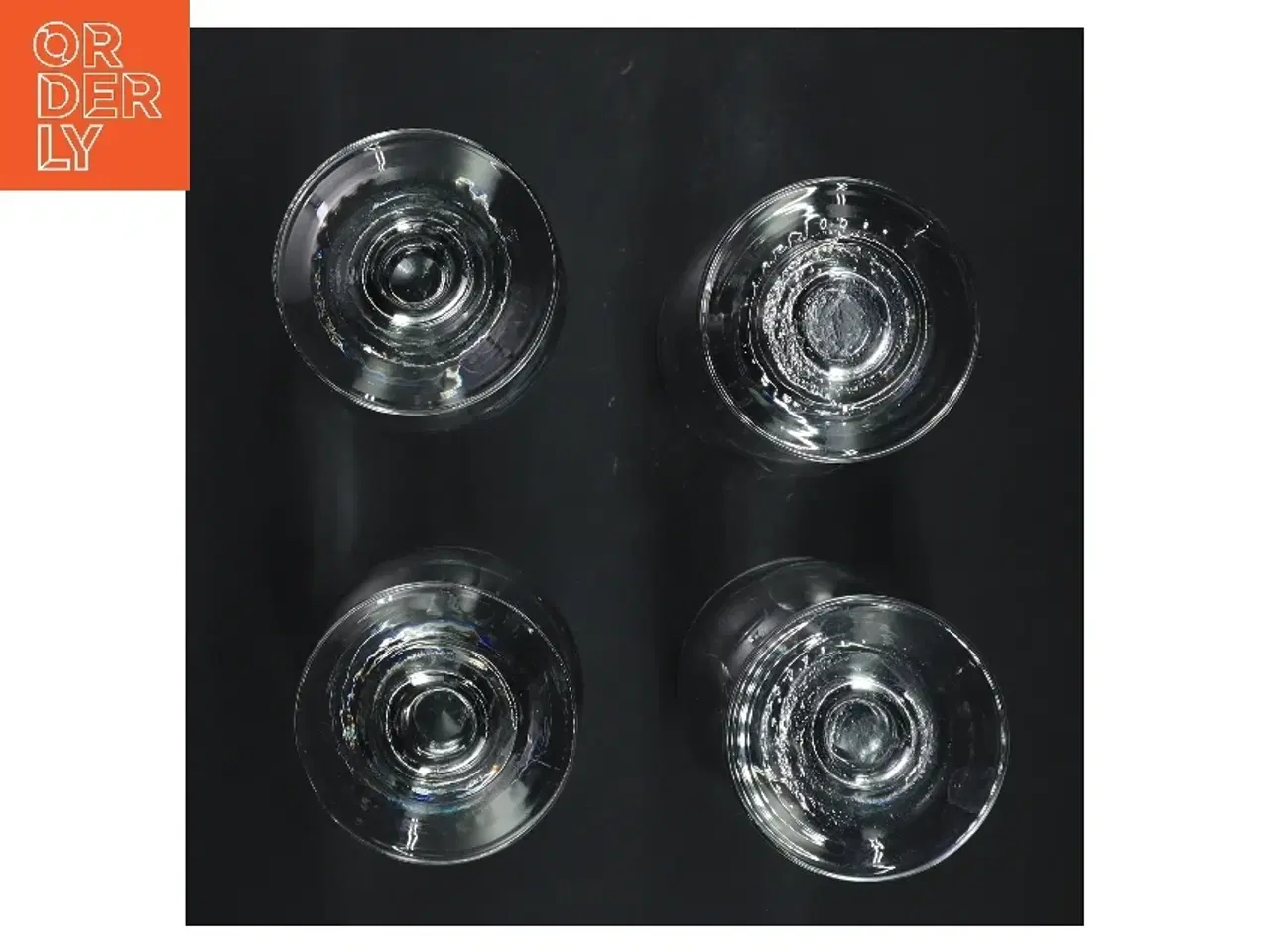 Billede 2 - 4 stk vinglas (str. 4 stk Ø 7,5 cm længde 17 cm)