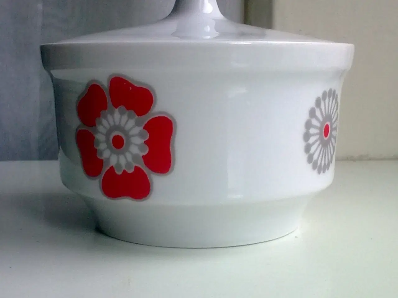 Billede 6 - Lego kasse og Kahla krukke * MODERNE deko GRUPPE