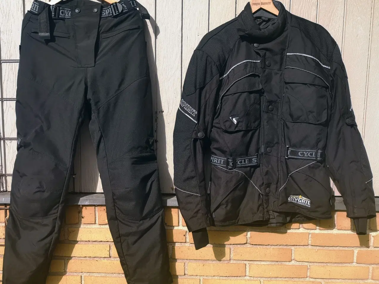 Billede 2 - MC JAKKE OG BUKSER - dame