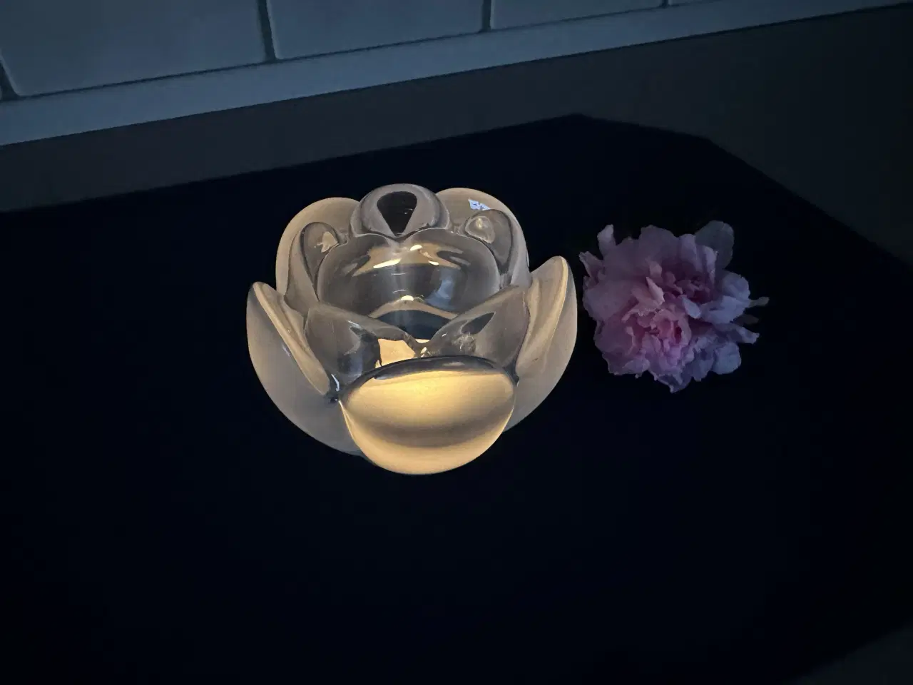 Billede 4 - Unik Lotus lysestage fra Holmegaard matteret