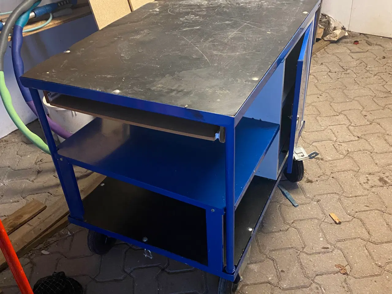 Billede 2 - Vogn med to drejehjul m bremser. 