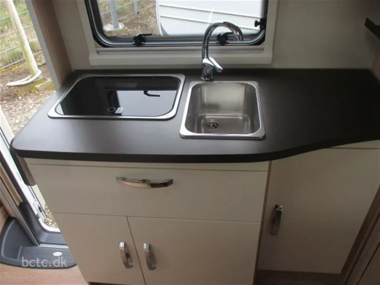 Billede 10 - 2022 - Giottiline Sienna