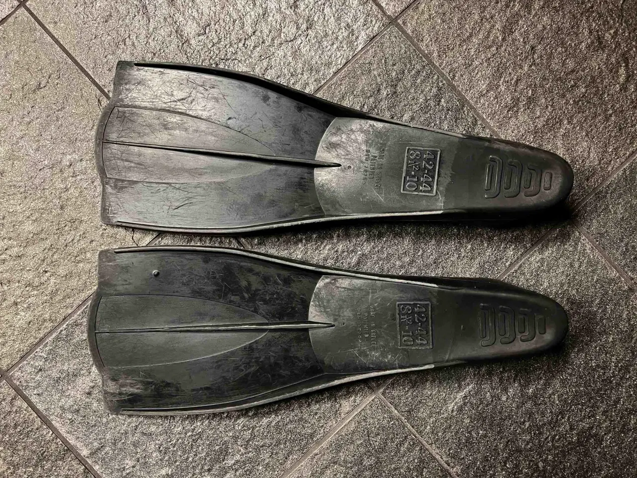 Billede 4 - Svømmefødder Dolphin