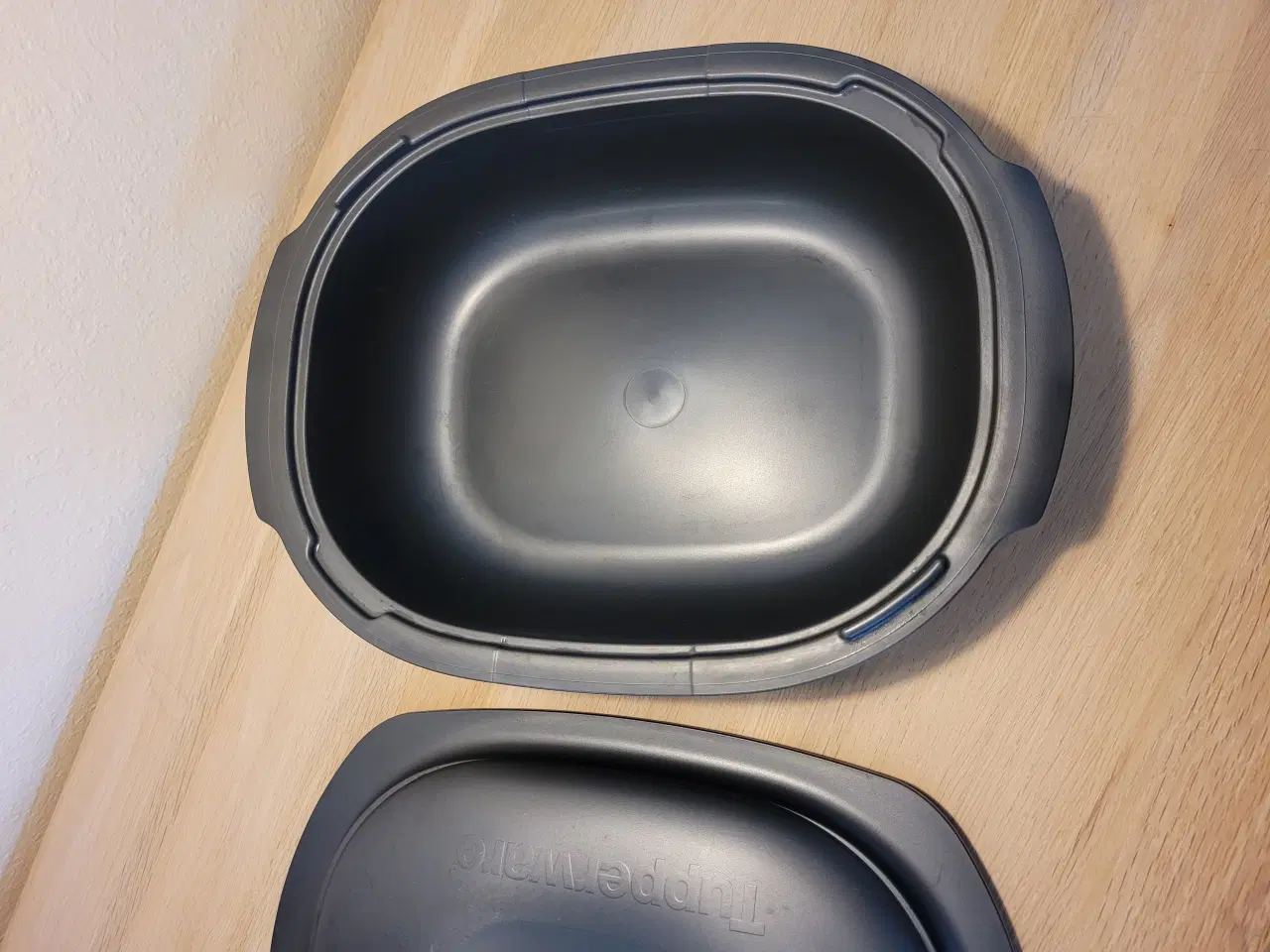 Billede 2 - Tupperware stegeso/ ildfast fad med låg