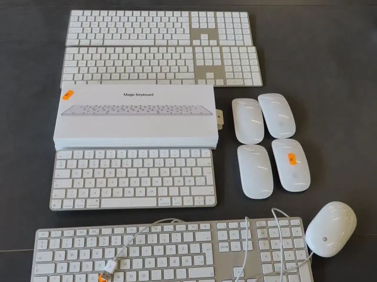 Billede 1 - 6 stk. Tastaturer samt 5 stk. mus APPLE