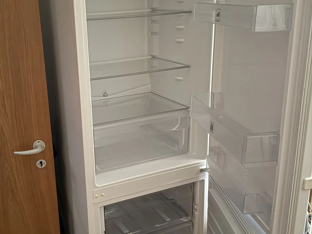 Billede 1 - Whirlpool køle-fryseskab sælges billigt