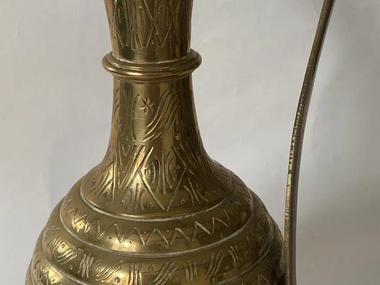 Billede 2 - Indisk messing kande H. 33cm