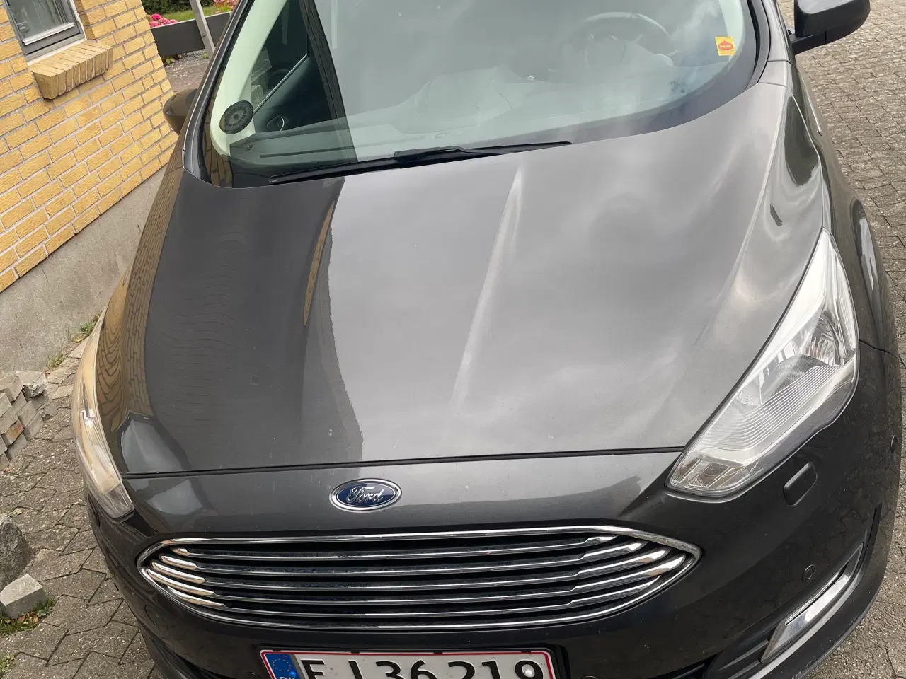 Billede 1 - Ford C-Max Årgang 2017