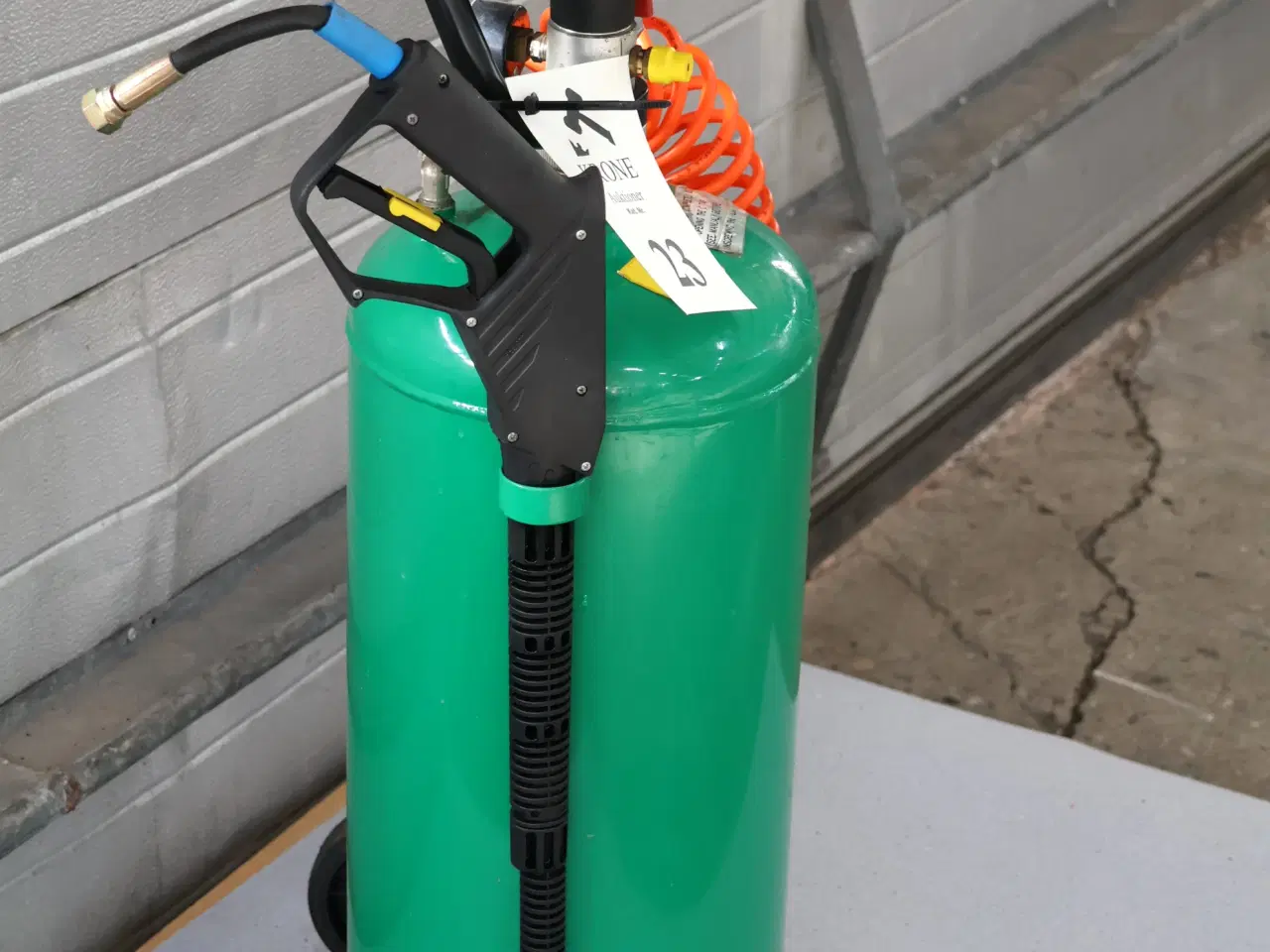 Billede 2 - Tryksprøjte til tectyl behandling. MOMSFRI.