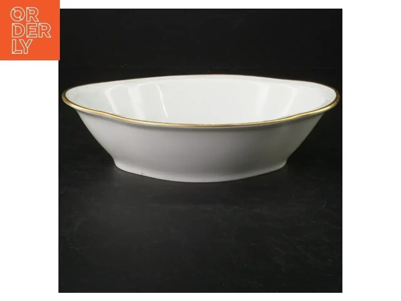 Billede 2 - Porcelænsskål med fugledekor fra B&G (str. 22 x. 17 cm. h. 5,5 cm)