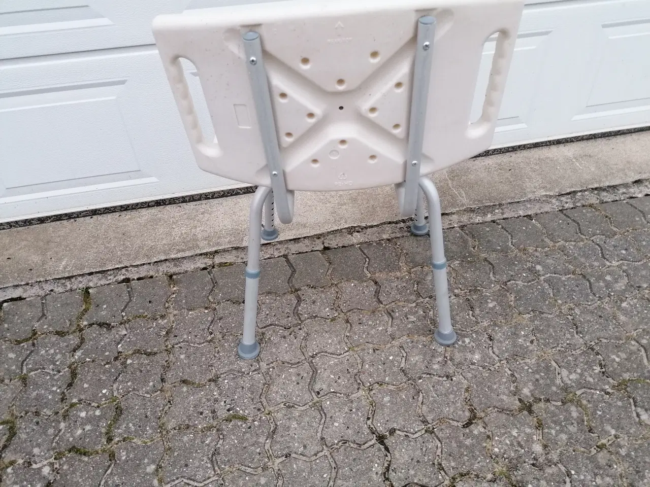 Billede 3 - Badestol , Solid Model med Ryglæn