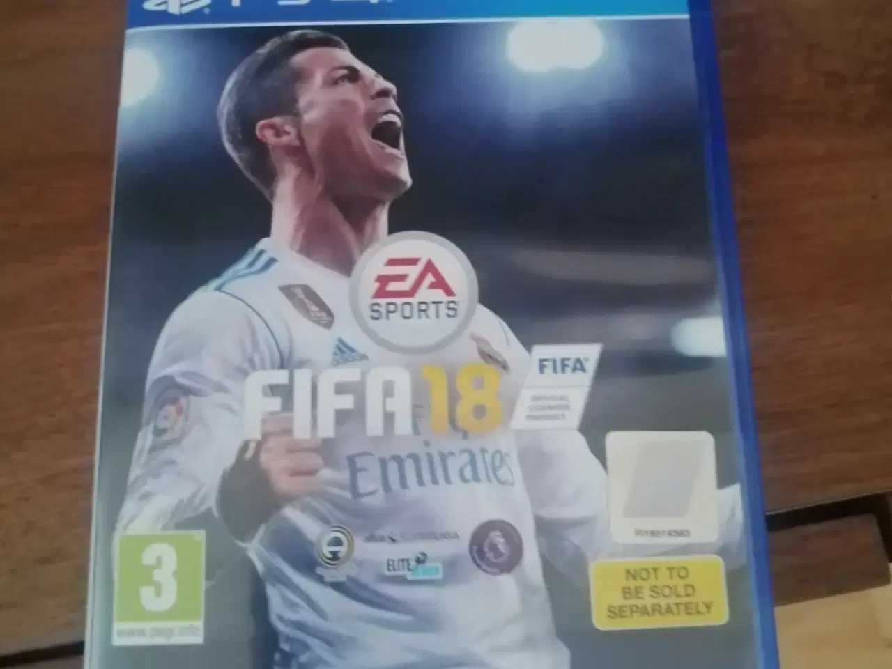 Billede 3 - En næsten ny Playstation 4