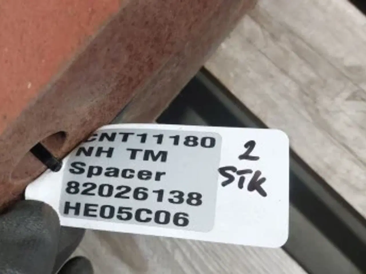 Billede 3 - New Holland TM115 Spacer 22kg 82016138