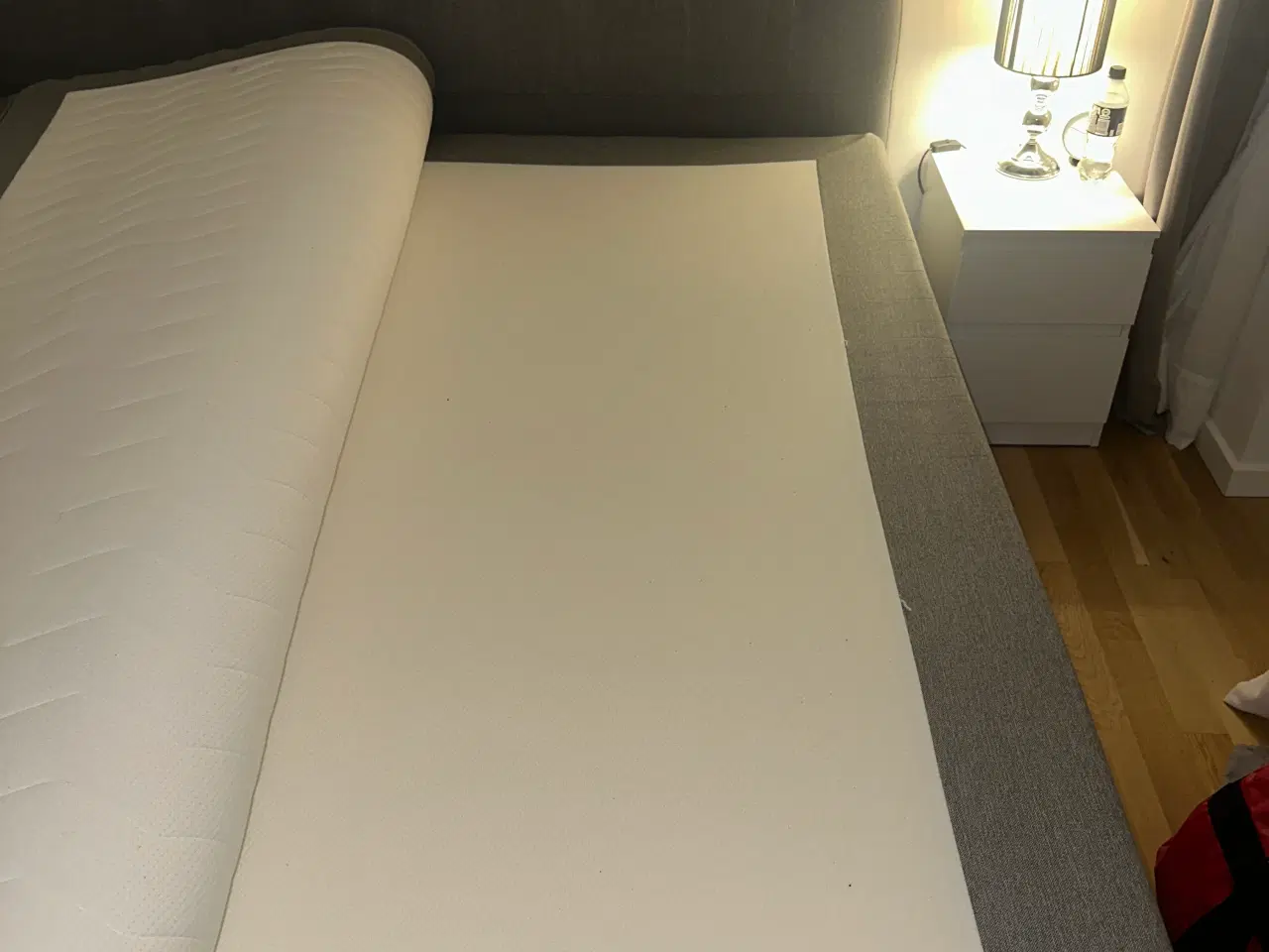 Billede 5 - Jysk Kontinentalseng 180x210 cm Grå Stof