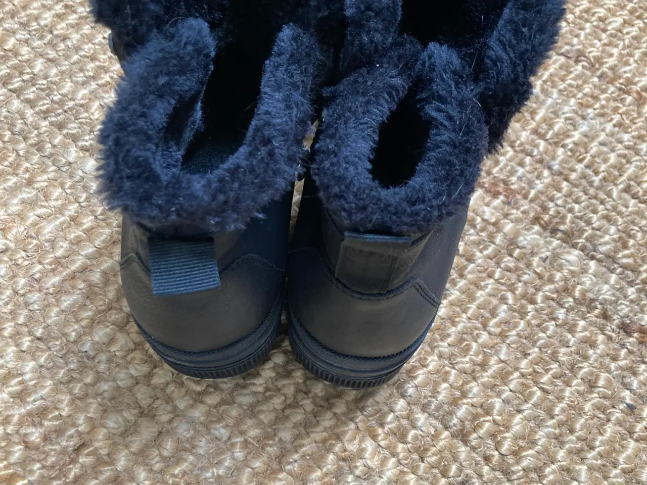 Billede 2 - Sort ankelstøvle - Soft walk plus fit  str. 40