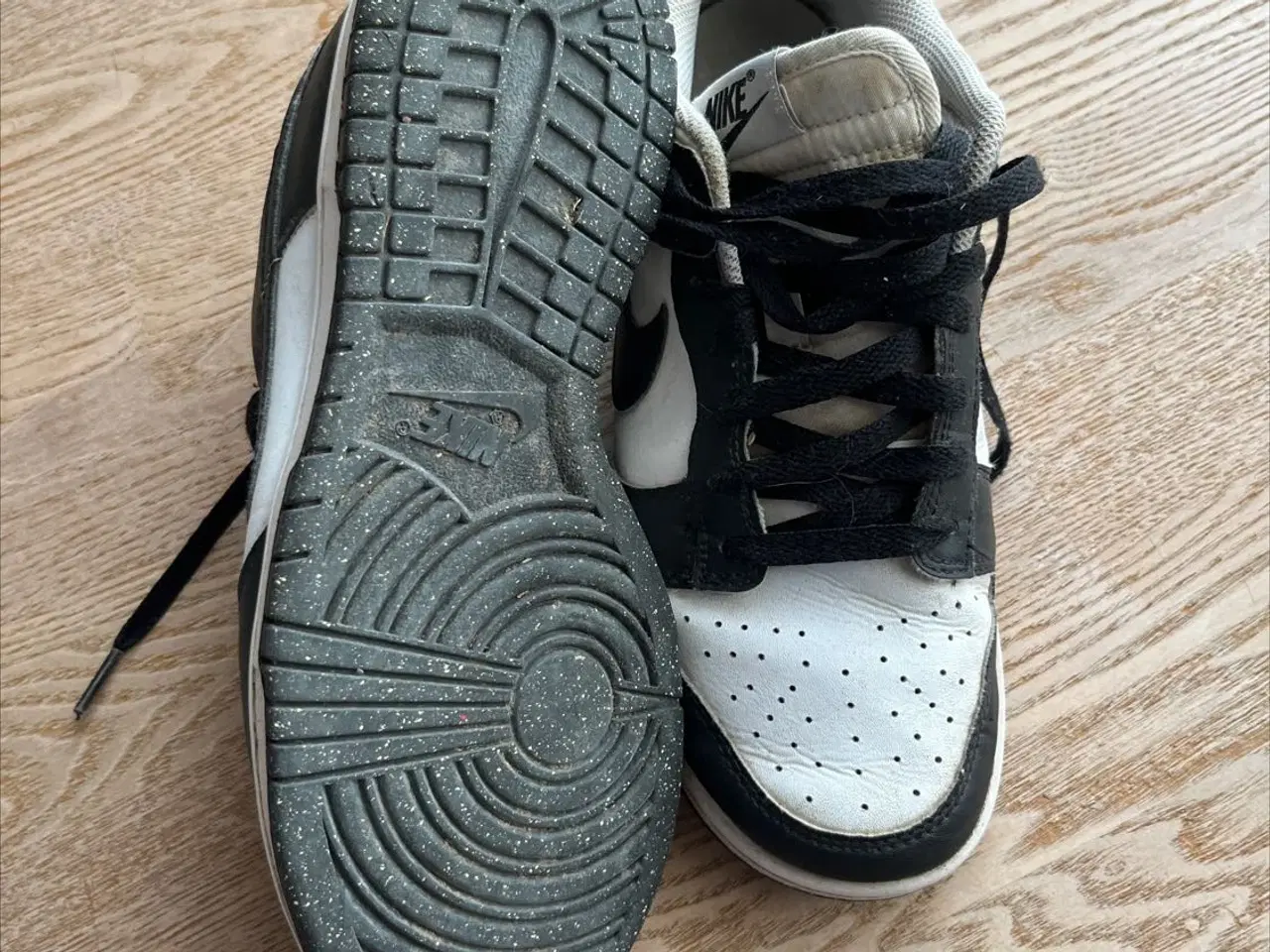 Billede 1 - Nike dunk panda low