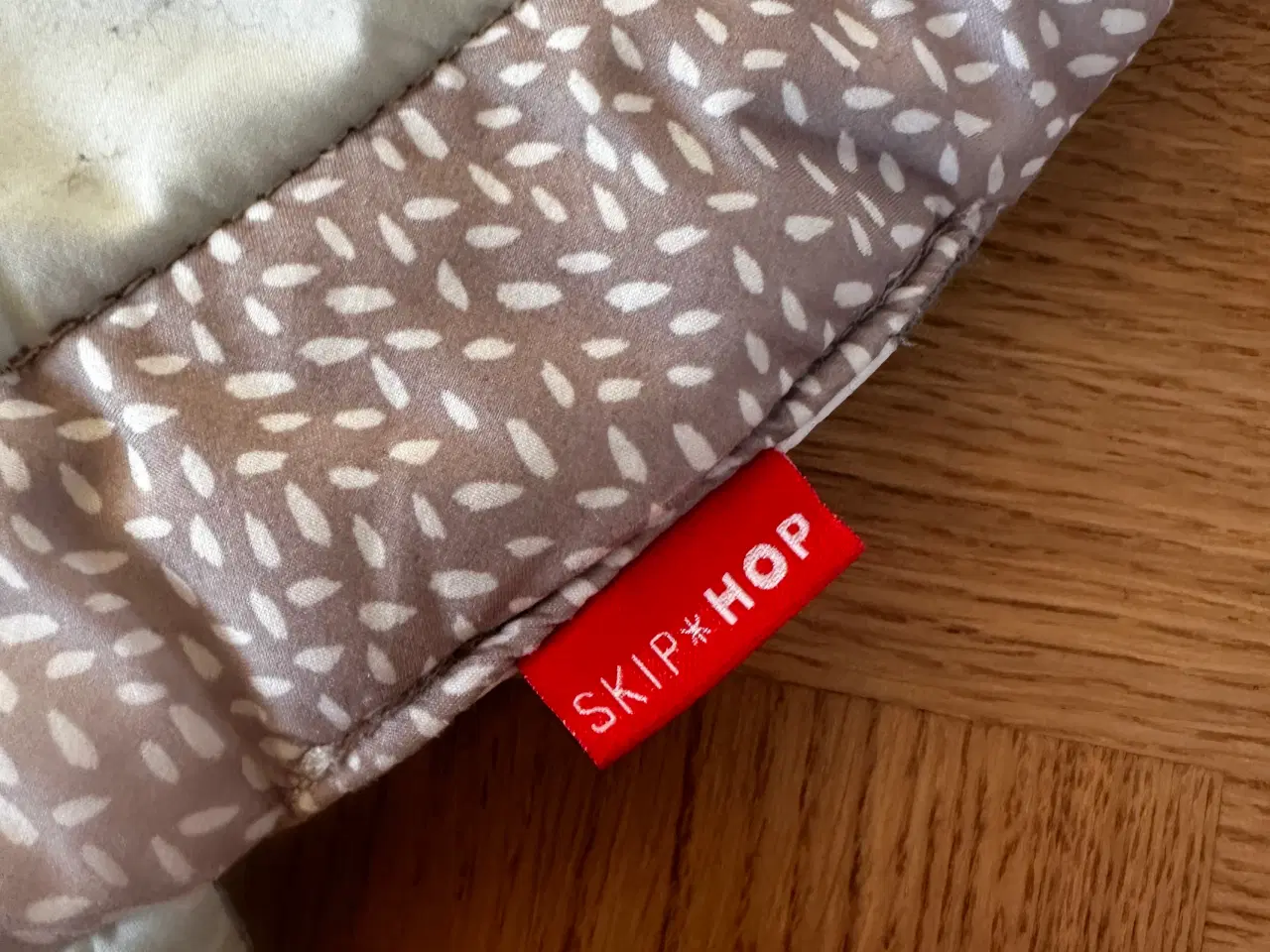 Billede 3 - Skip Hop aktivitetstæppe inkl. 5 stk. legetøj