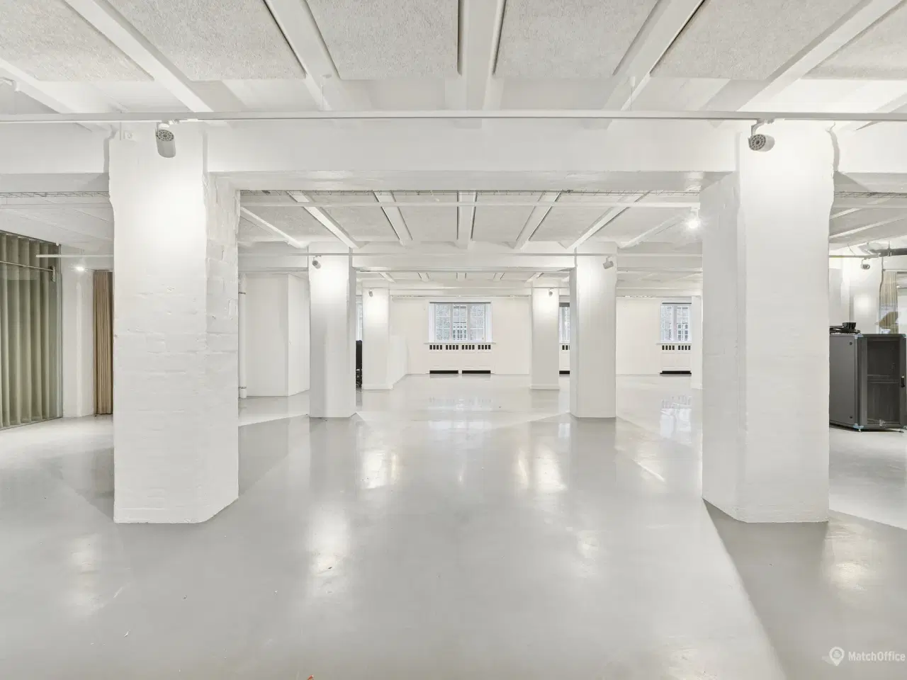 Billede 5 - Kontorlejemål i stueetage med rå og industriel stil - tæt på Islands Brygge metrostation.